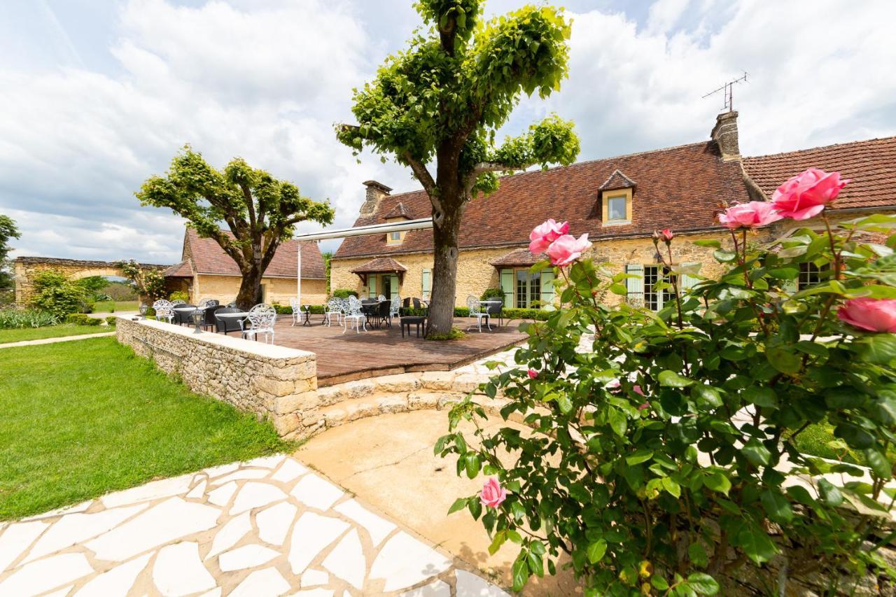 Hotel De La Ferme Lamy Meyrals Exterior photo