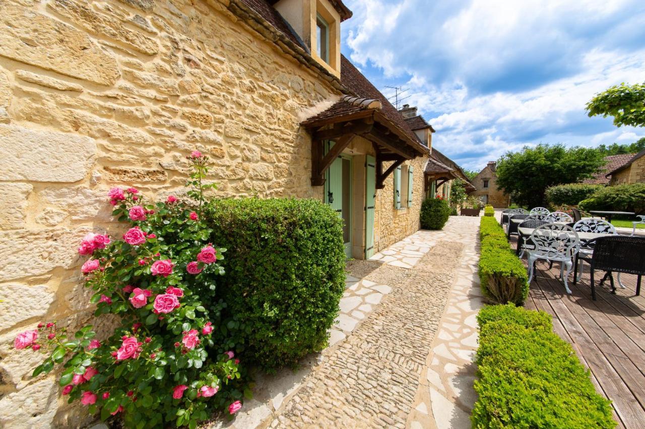 Hotel De La Ferme Lamy Meyrals Exterior photo